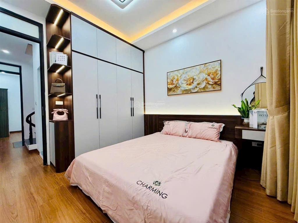 Chính chủ bán liền kề ngô thì nhậm 40m 4t, phân lô, vỉa hè chỉ nhỉnh 12 tỷ
