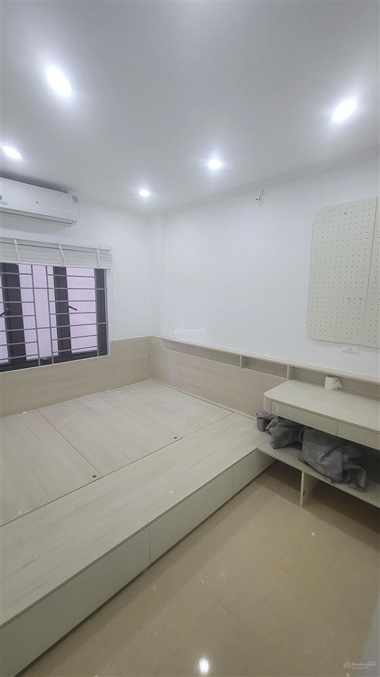 Chính chủ bán nhà mặt phố kinh doanh, 45m 5t tại văn quán, hà đông chỉ nhỉnh 10 tỷ