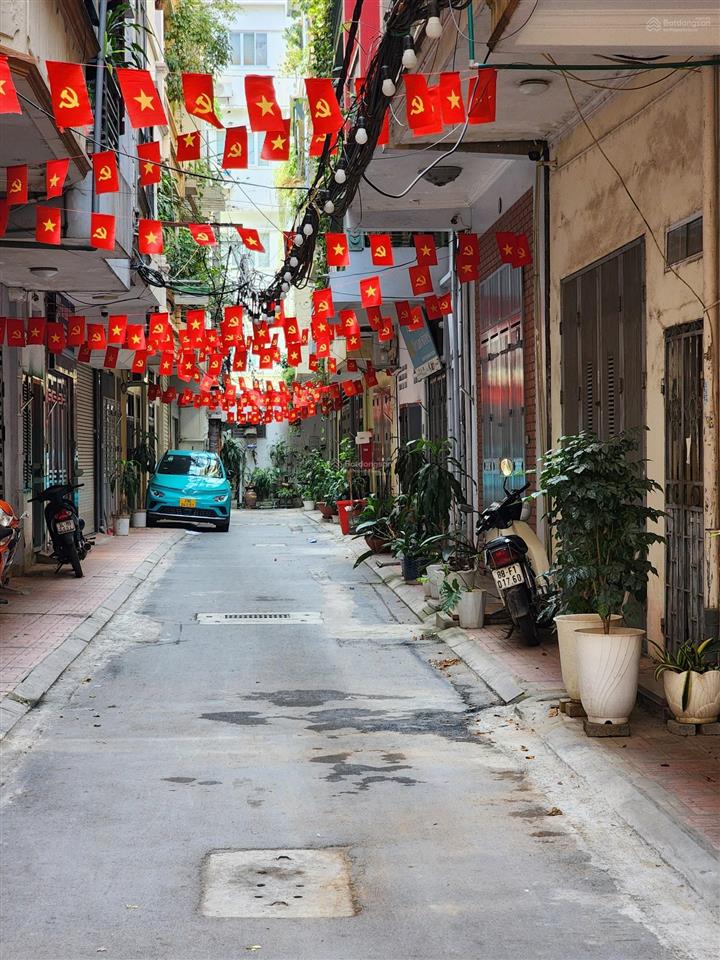 Bán nhà phố bà triệu, hà đông 50m 4t, ngõ ô tô, nhà dân xây chắc chắn chỉ 11 tỷ