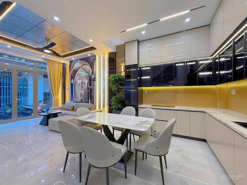 Chính chủ bán nhà ỷ la, dương nội 42m2, 4t, dân xây, gần ô tô, gần lê trọng tấn chỉ hơn 6 tỷ