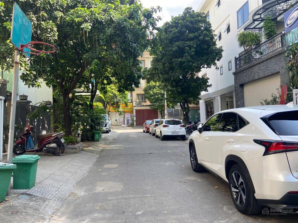 Chính chủ bán liền kề văn khê 82.5m2 5t, phân lô, đường thông, ô tô ngủ trong nhà chỉ nhỉnh 16 tỷ