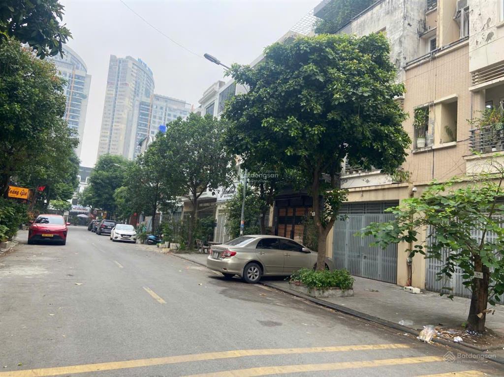 Liền kề văn phú 68m 4t, trục chính kinh doanh, gần công viên trường học chỉ nhỉnh 15 tỷ