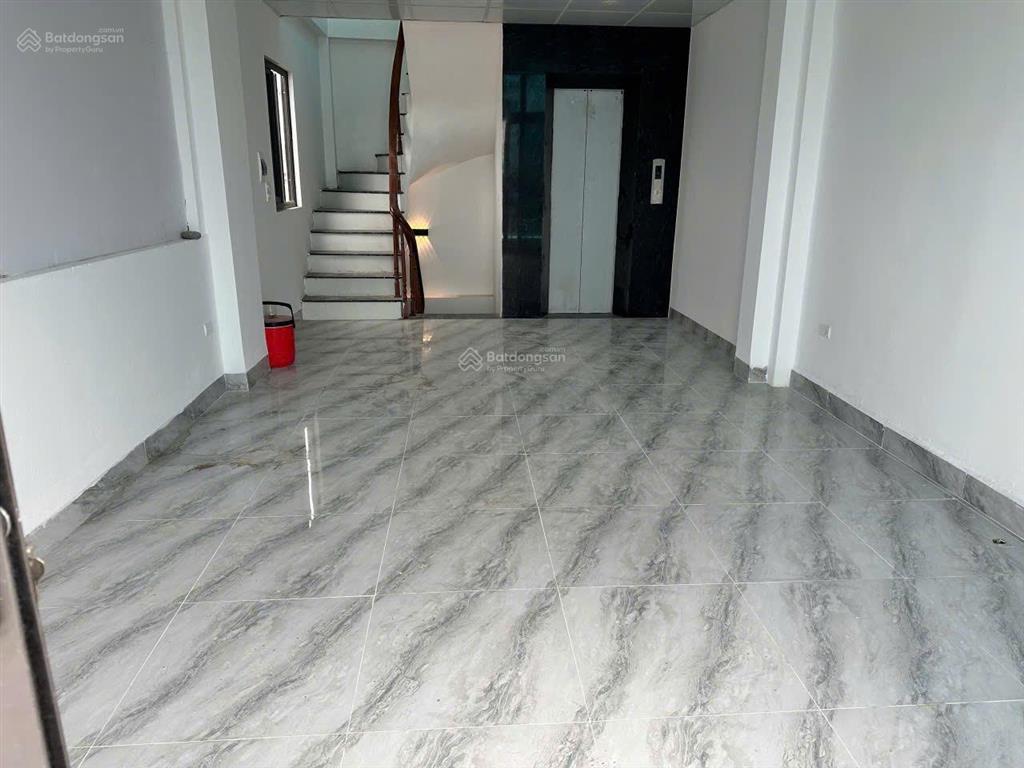 Giảm 1 tỷ  nhà huyền kỳ 33m 6t, thang máy, cách 10m ra ô tô, chỉ nhỉnh 5 tỷ