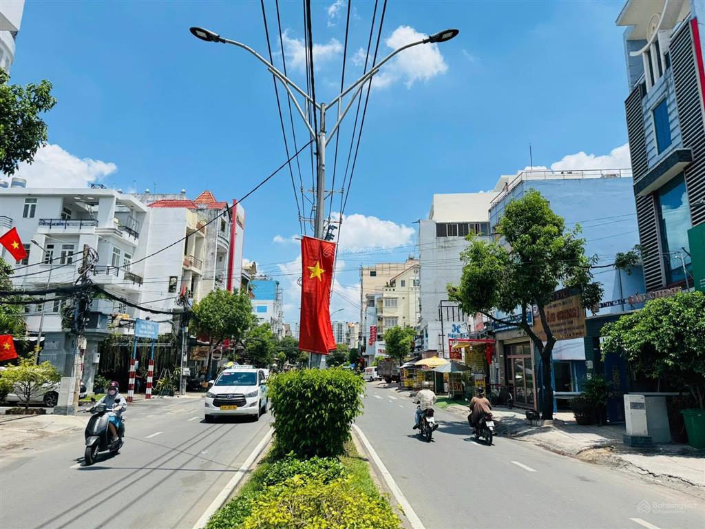 Mặt tiền kinh doanh đường nguyễn cửu đàm, ngay tân sơn nhì. (dt 8.4x25.5m cấp 4). giá 42 tỷ