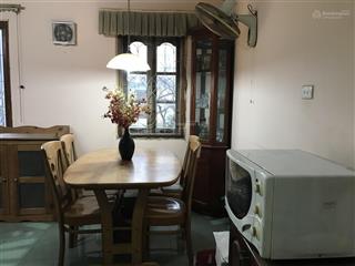 Cho thuê căn hộ tập thể 60m² tầng 3 đầu hồi ngõ 9 huỳnh thúc kháng 4 triệu/tháng