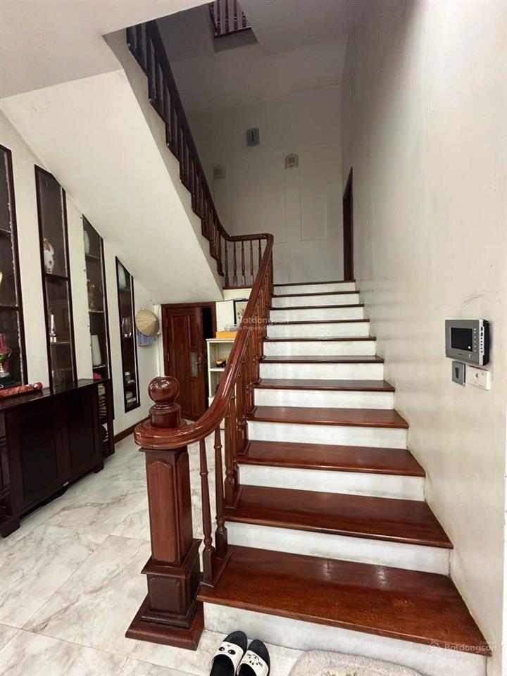 Bán bt tại đường lưu hữu phước, 285 triệu/m2, 200m2, đẹp xuất sắc