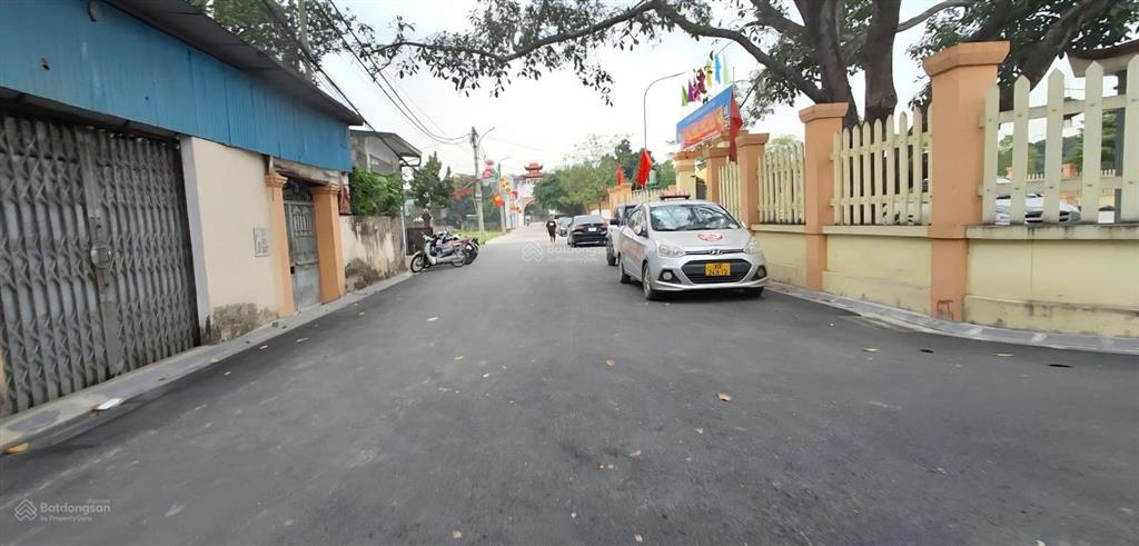 Bán đất dục tú 57m mt đẹp ngõ thông