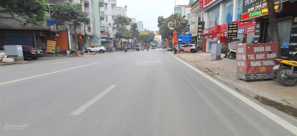 Bán đất lô góc view hồ tại dục tú đường to vỉa hè mặt tiền đẹp