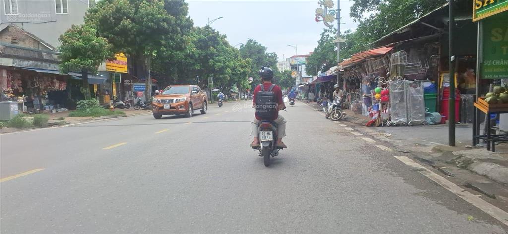 Bán nhà đẹp uy nỗ  vừa ở vừa kinh doanh cực tiện