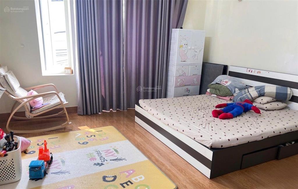 Bán đất đông hội có nhà 3 tầng và sân rộng