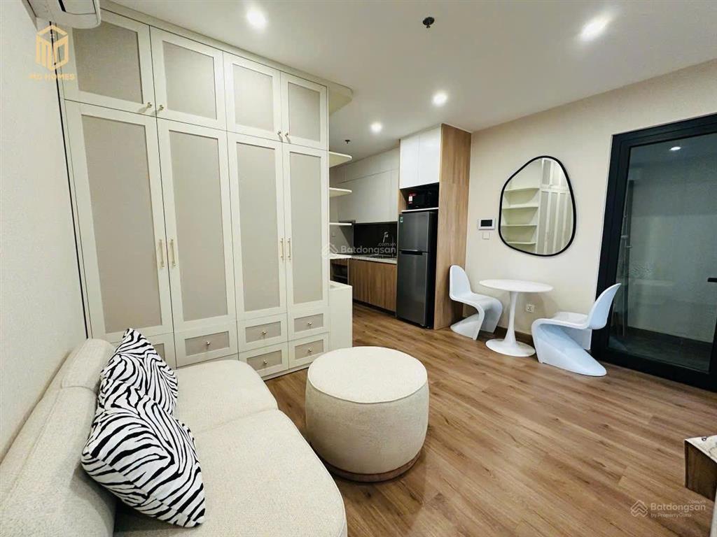 Cho thuê studio ở imperia vinhomes smart city ạ