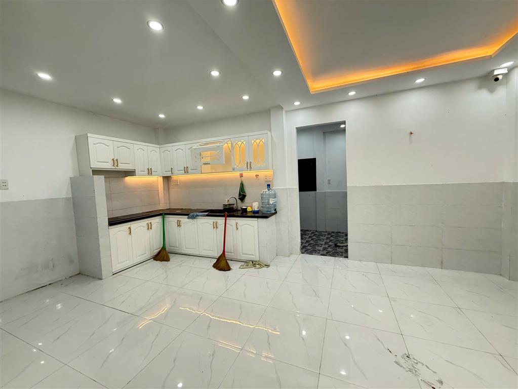 CHỈ 8 TRIỆU 3 PN 100m2 Huỳnh Tấn Phát Nhà Bè
