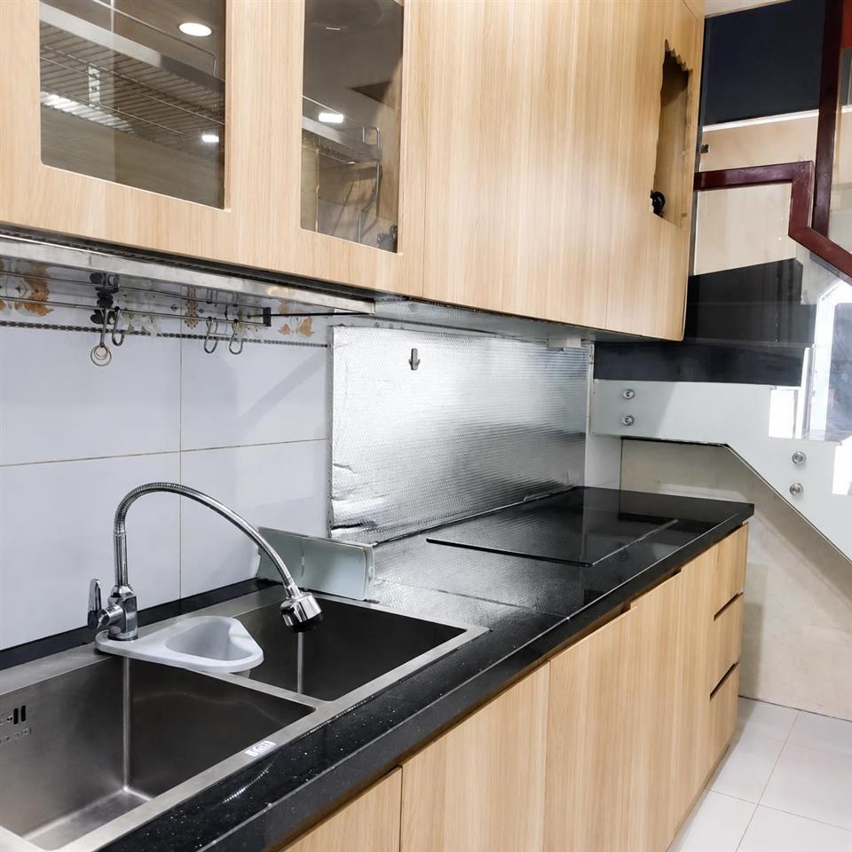 Cho Thuê 8.5 Triệu Nhà Nguyên Căn Hẻm 1135 Huỳnh Tấn Phát