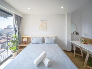 (giảm ngay 1tr tết) cho thuê căn hộ studio full nội thất, 30m2, kv kim mã  đào tấn từ 7.9tr