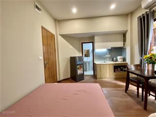 Chính chủ cho thuê gấp căn đủ nội thất khu vực trần thái tông dịch vọng hậu, 28m2 từ 4.9 triệu