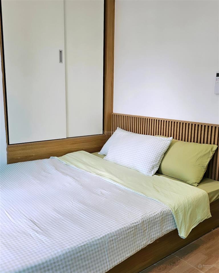 Cho thuê căn hộ duplex 2 ngủ 1 khách, đầy đủ đồ, view thoáng, 50m2, kv trung kính từ 8.9 triệu