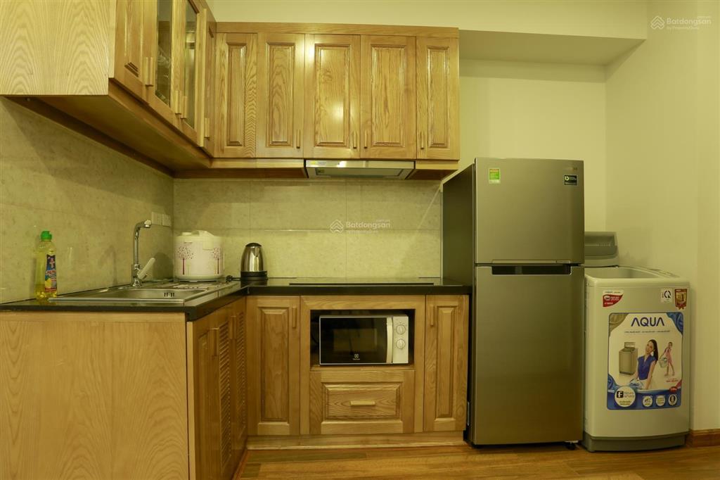 Chính chủ cho thuê căn hộ đủ đồ 1 ngủ 1 khách khu vực trần duy hưng, 50m2, 8.9 triệu