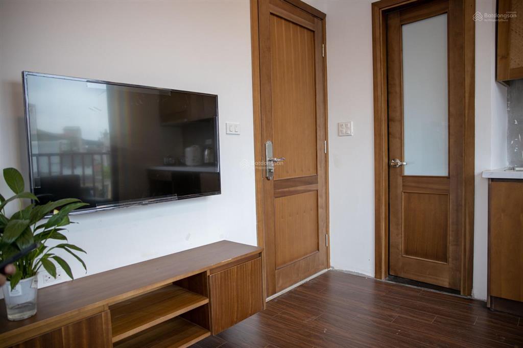 Chính chủ cho thuê căn hộ studio đủ đồ có ban công 30m2 khu vực đào tấn từ 6 triệu