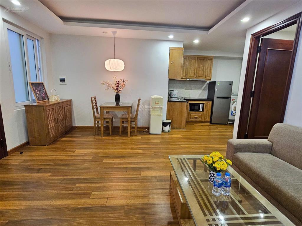 Chính chủ cho thuê căn hộ đủ đồ 1 ngủ 1 khách khu vực trần duy hưng, 50m2, 8,9 triệu
