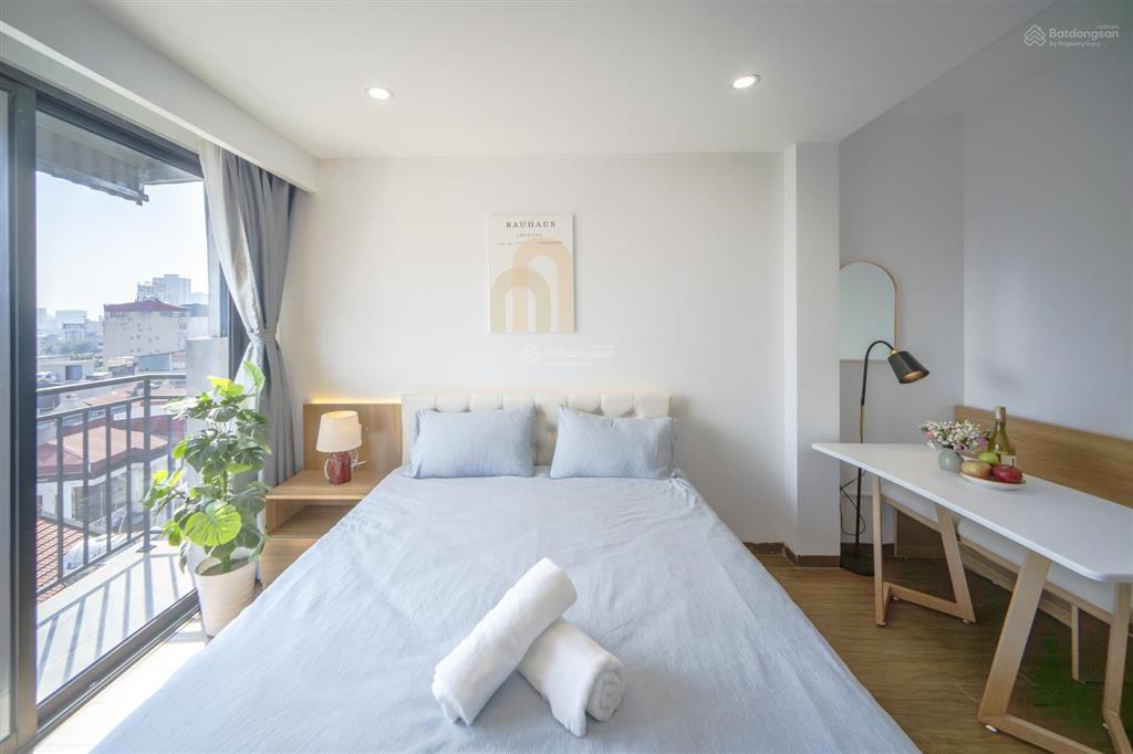 Giá tốt mùa hè căn hộ đủ đồ, ban công thoáng 30m2 khu vực đào tấn chỉ 8,9 triệu.  0979 769 ***