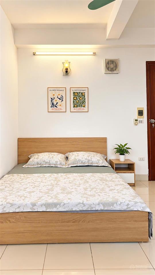 Cho thuê căn hộ đủ đồ cửa sổ thoáng, 4.1tr, 30m2 kv đình thôn, gần trần văn lai.  0979 769 ***