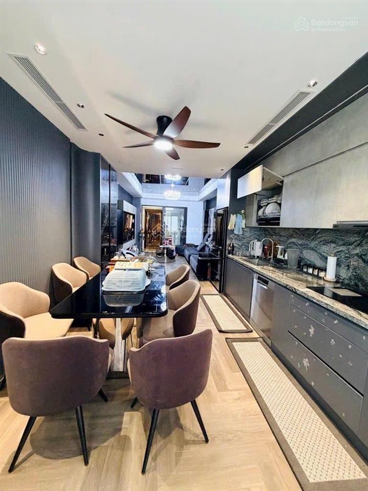 Nhà đẹp phân lô trần quang diệu! 60m2, 6 tầng, thang máy, gara ô tô. giá 25,5 tỷ