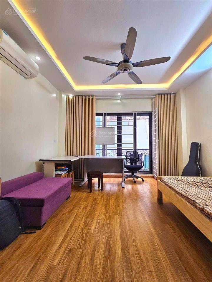 Gấp! nguyễn chí thanh 52m 6 tầng, mặt tiền 4,5m, thang máy, ô tô vào nhà, 10m ra phố, giá 14 tỷ