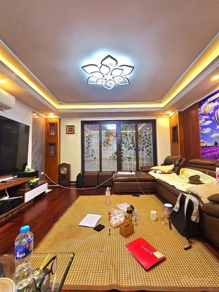 Gấp! nguyễn chí thanh 52m 6 tầng, mặt tiền 4,5m, thang máy, ô tô vào nhà, 10m ra phố, giá 14 tỷ