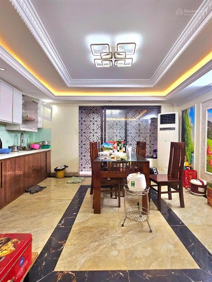 Gấp! nguyễn chí thanh 52m 6 tầng, mặt tiền 4,5m, thang máy, ô tô vào nhà, 10m ra phố, giá 14 tỷ