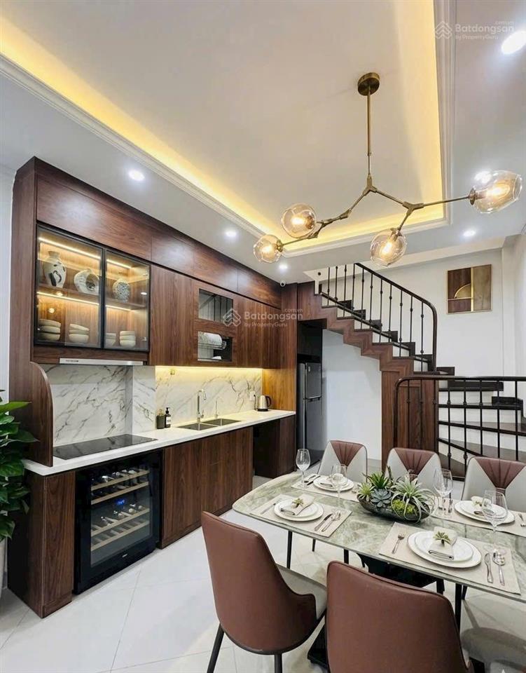Không quy hoạch! nguyễn chí thanh 62m²* 6 t, 2 thoáng, gara ô tô, ô tô tránh, gần phố, ở ngay