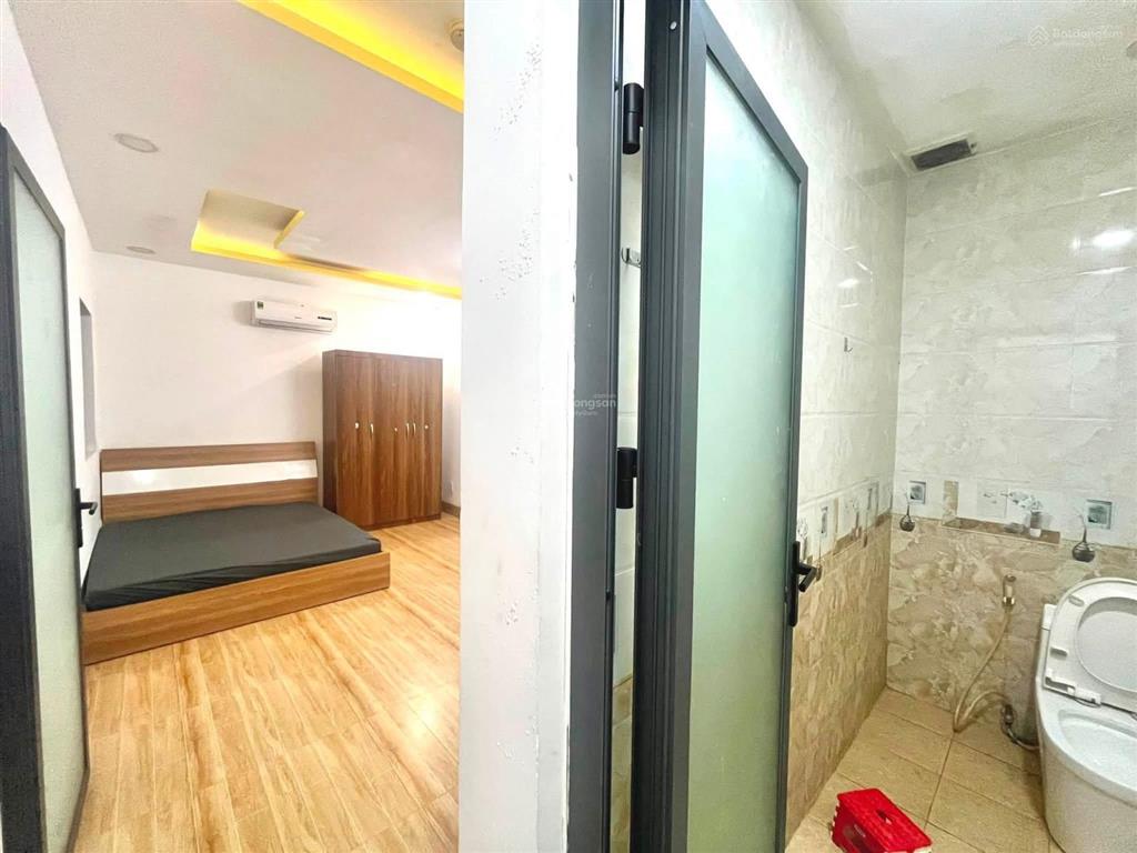 Cho thuê studio đủ nội thất, nhà xe siêu rộng, an ninh, tiện lên quận 5, cao đẳng y dược