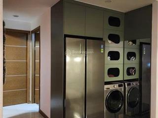 Cho thuê căn hộ đang ở saigon airport, 96m2, 2pn, nội thất cao cấp, giá 22 triệu/th,  0976 028 ***