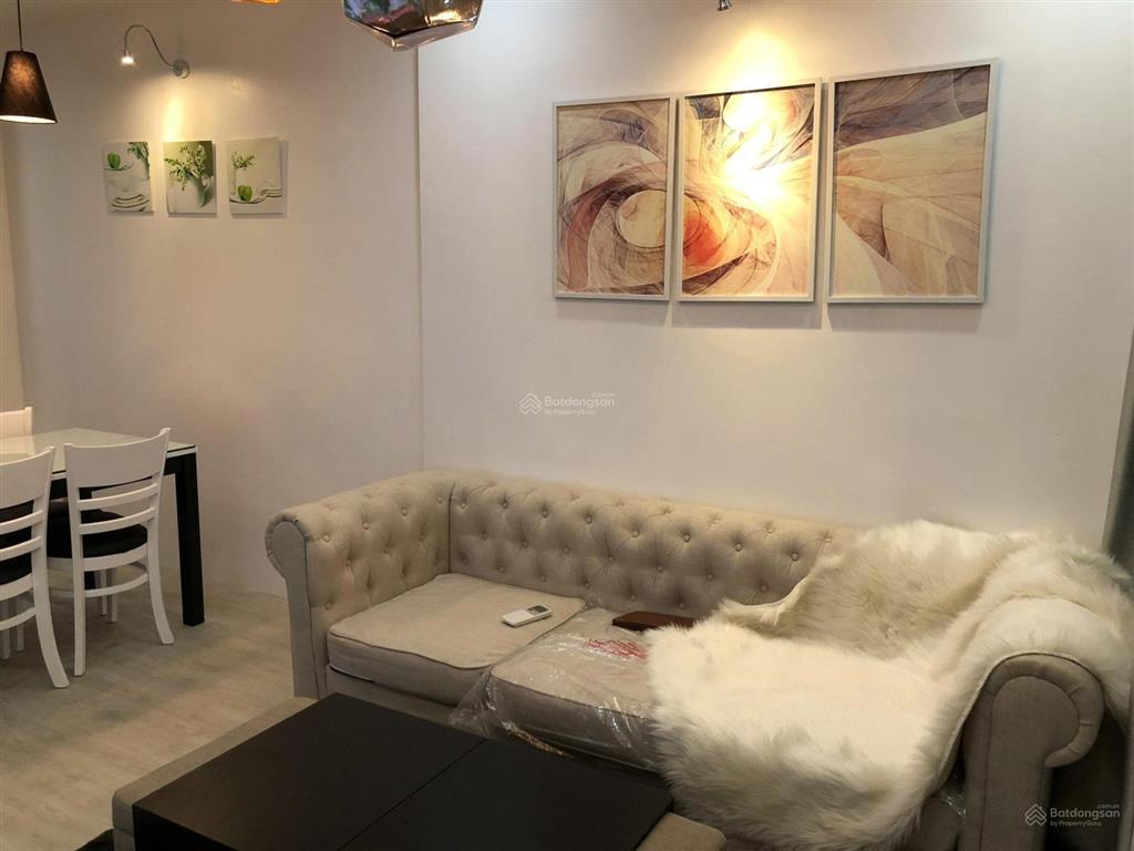 Cho thuê căn hộ kingston, 80m2, 2 phòng ngủ, có đủ nội thất, giá 22 triệu/tháng.  0976 028 ***