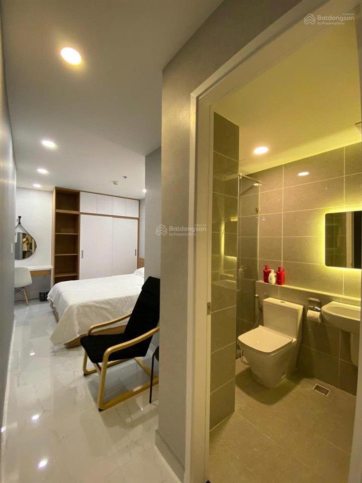 Chính chủ cần bán gấp căn hộ terra royal, 80m2, 3pn, 2wc, nội thất, có sổ, giá 10 tỷ,  0976 028 ***