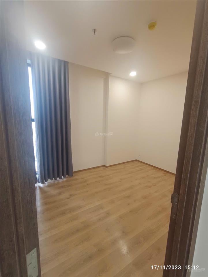 Cho thuê căn hộ prak legend, 90m2, 3pn, 2wc, lầu cao, ở liền, gía 21 triệu/tháng  0976 028 ***