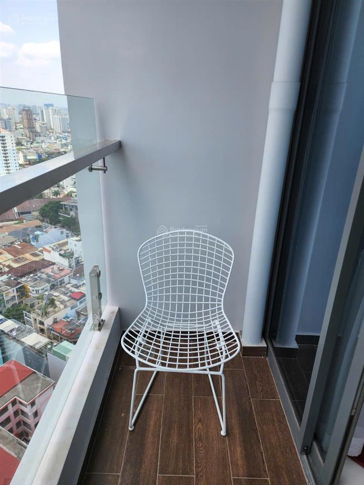 Cho thuê căn hộ res green, 60m2, 2pn,2wc, nội thất cơ bản, giá 13tr/th, ở liền.  0976 028 ***