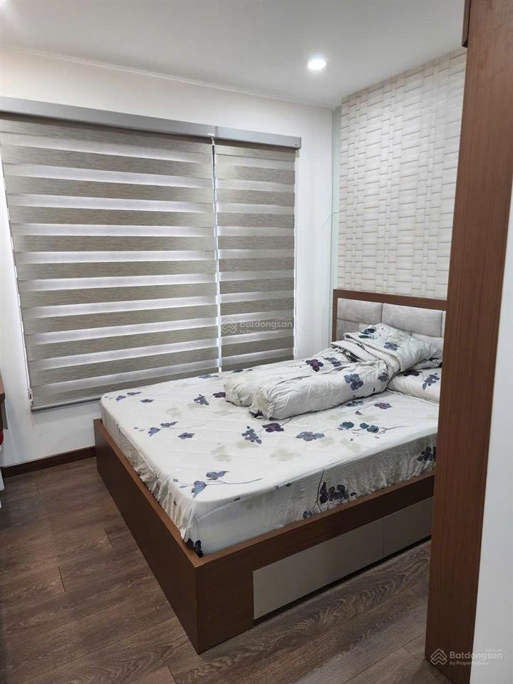 Cho thuê căn hộ res green, 60m2, 2pn,2wc, nội thất cơ bản, giá 13tr/th, ở liền.  0976 028 ***