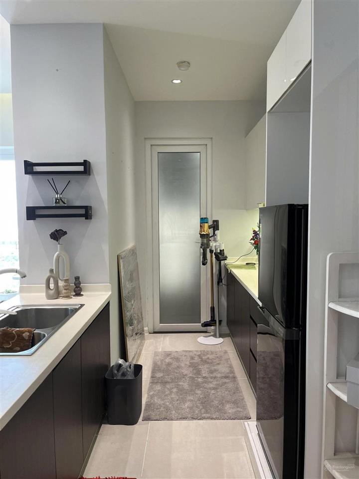 Cho thuê căn hộ xigrand court, q10, 80m2, 2pn, 2wc, căn góc, full nội thất, giá 18tr/th, 0976 028 ***