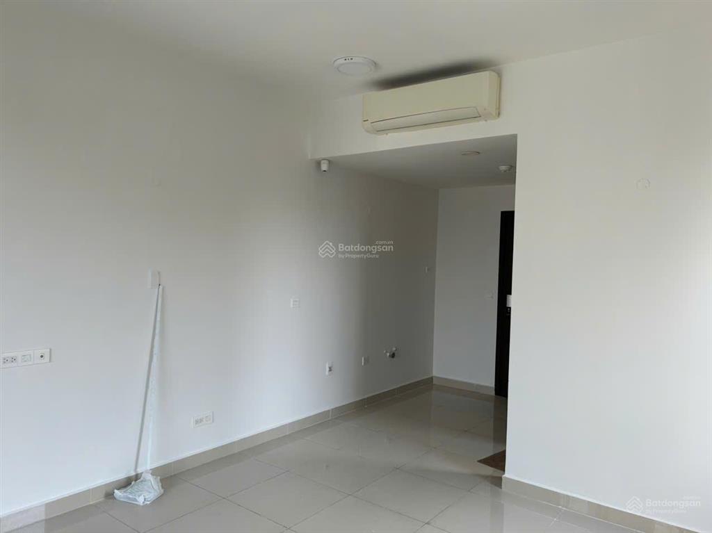 Cho thuê căn officetel newton, 34m2, có ban công, nội thất, giá 15tr/th (bao phí ql).  0976 028 ***