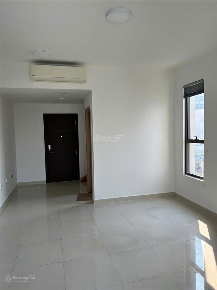 Cho thuê căn officetel newton, 34m2, có ban công, nội thất, giá 15tr/th (bao phí ql).  0976 028 ***