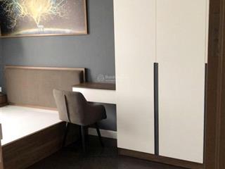 Bán căn hộ chung cư newton, 95m2, 3pn,2wc, nội thất, lầu trung, giá 7,8 tỷ,  0976 028 ***