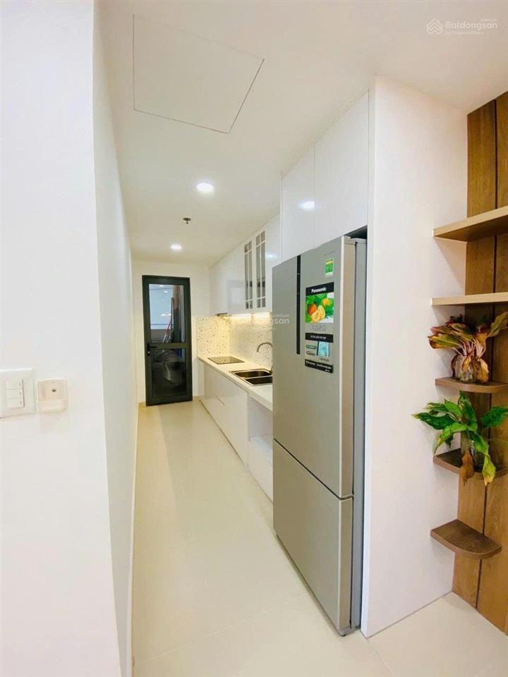 Cho thuê căn hộ terra royal, q3, 72m2, 2pn, 2wc, full nội thất, giá 24tr/th. ở liền.  0976 028 ***
