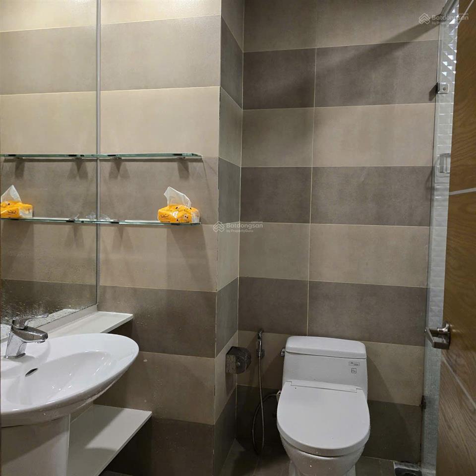 Sài gòn airport 125m2, 3pn siêu rộng, full nội thất, giá thuê 25 triệu/tháng. ở ngay.  0976 028 ***