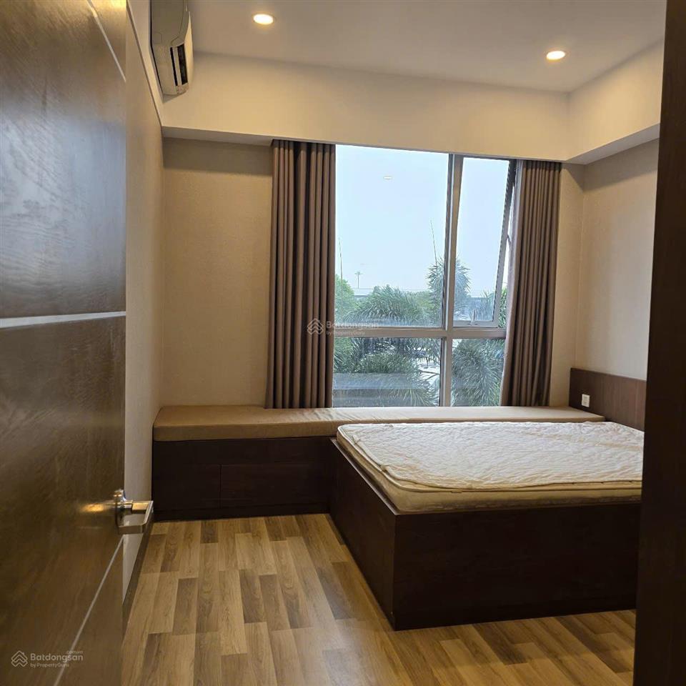 Sài gòn airport 125m2, 3pn siêu rộng, full nội thất, giá thuê 25 triệu/tháng. ở ngay.  0976 028 ***