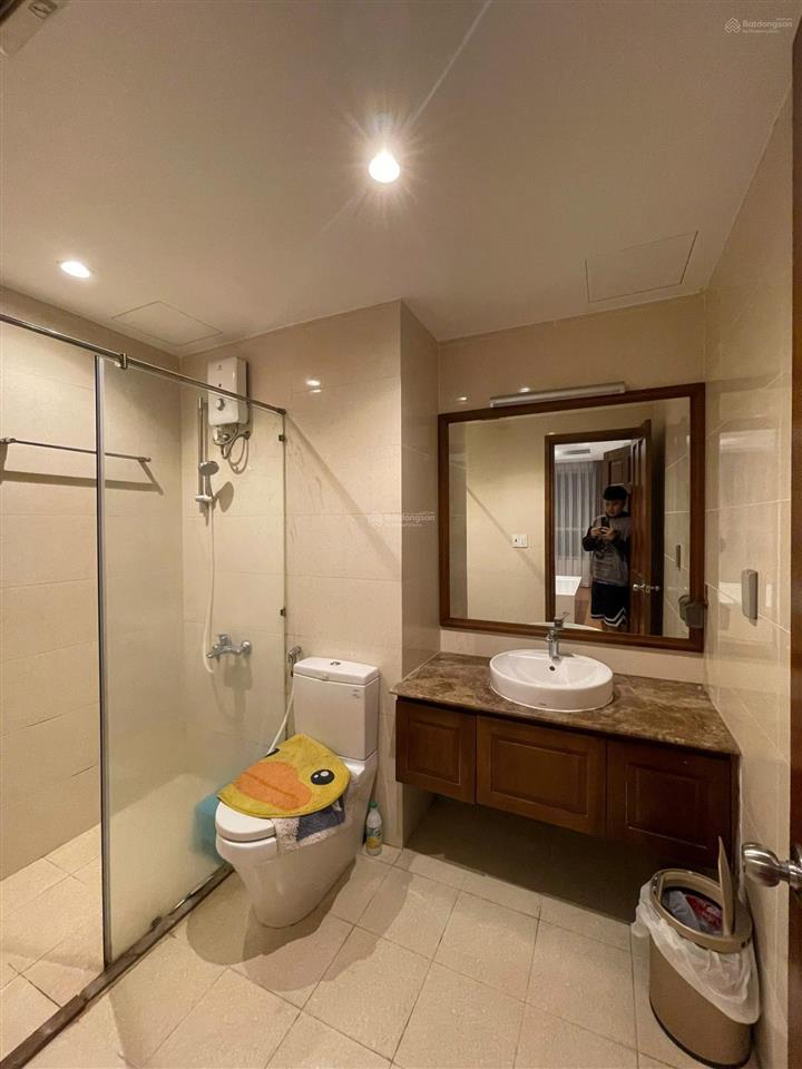 Chốt nhanh, căn góc sky center, 139m2 siêu rộng, 3pn, 3wc, giá tốt hiện nay 10,5 tỷ. 0976 028 ***