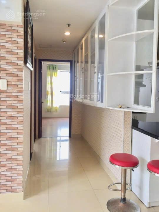Cho thuê căn hộ the harmona, tân bình, 80m2, 2pn,2wc, không nội thất, giá 10tr/tháng.  0976 028 ***