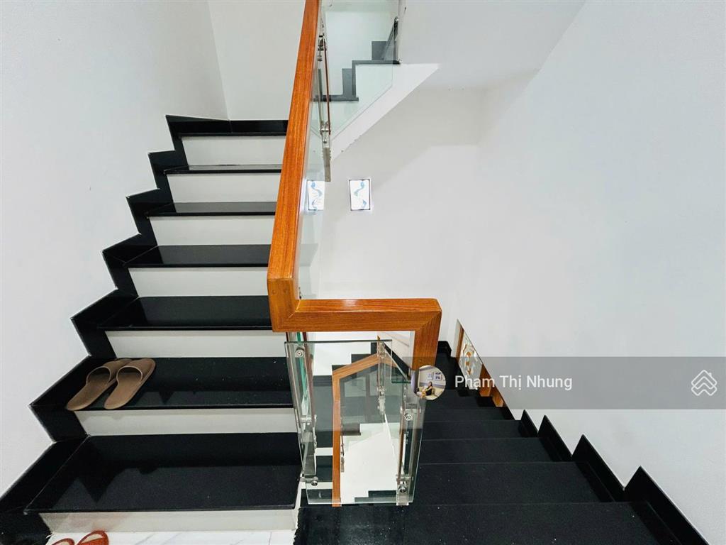 Bán nhà hxh tây lân, p. bình trị đông, q. bình tân, 4x15m lửng 3 lầu, nhà mới đẹp, giá 7.2 tỷ