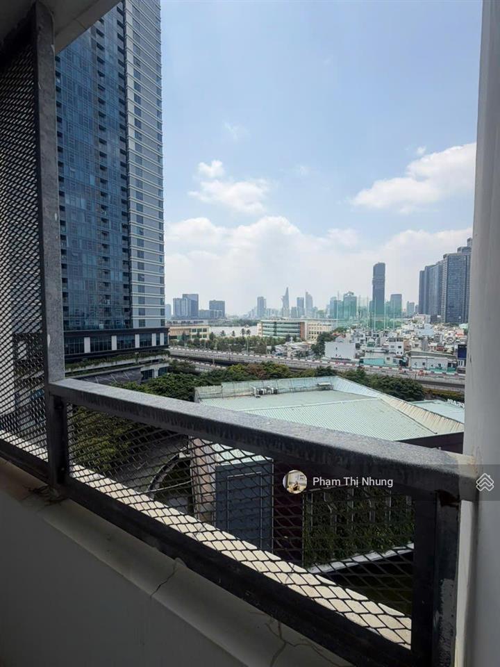 Chính chủ bán căn hộ riverside 90 nguyễn hữu cảnh, dt 46m2/ 1pn, view q1, giá 3.1 tỷ