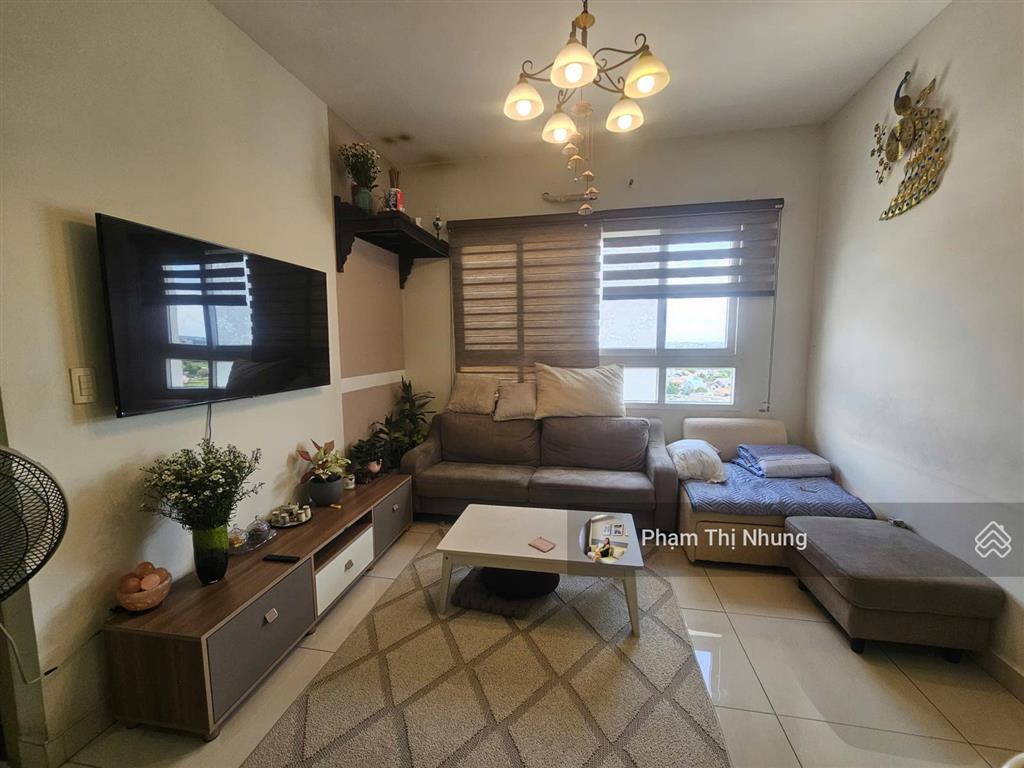 Chính chủ cho thuê green town bình tân block b1 view 2mt  63m2/2pn, full nội thất, giá 9tr/tháng