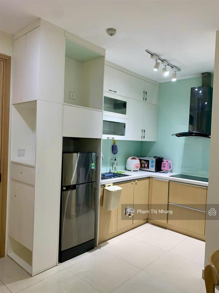Chính chủ bán căn hộ emerald  celadon city  63m2/ 2pn, đầy đủ nội thất, thoáng mát, giá 5,2 tỷ